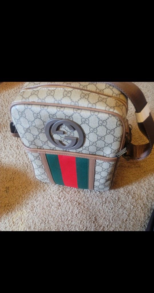 Gucci Bag Messenger Read Description Before Buying Bag $ 1  5  0