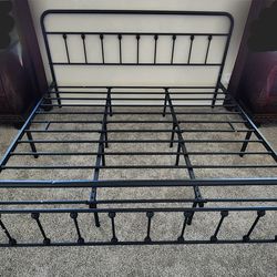King Size Metal Bed Frame with Headboard & Footboard