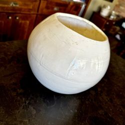Handcrafted VINTAGE Eggshell Clay Pot – Unique Shabby Chic Décor