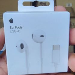 Brand New Apple Earpods Usb C