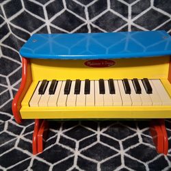Melissa and Doug kids piano