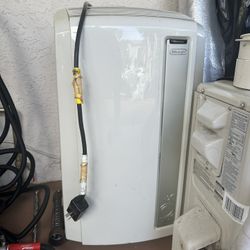 DELONGHI AC