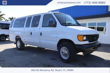 2003 Ford E-350 Super Duty