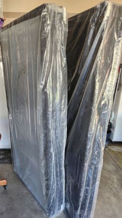 XL Twin box spring