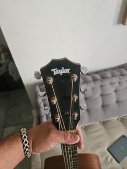 Taylor guitar