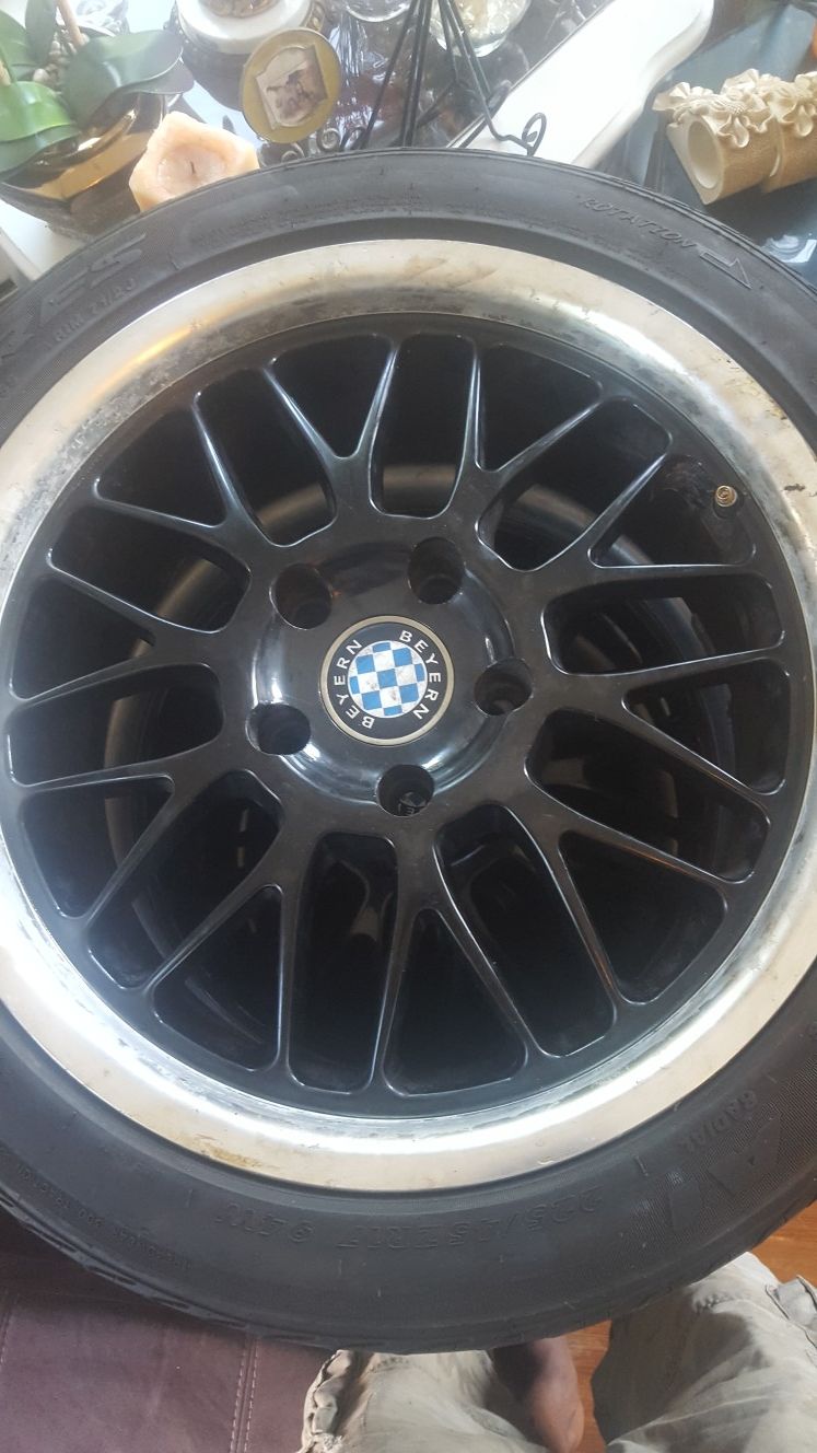 Rims and tire BMW 325i whith the 4 spacers you can use for toyota honda or any 5x114
