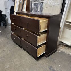 Chest Of Drawers $199 Read Description 