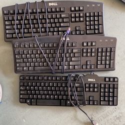  3 Dell Computer  Keyboard  One  Lenovo One Company  One Gear head  For Sale   $0