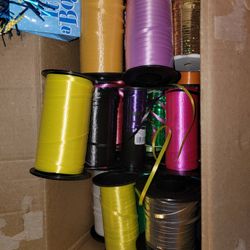 Ribbons & Foil Balloons 