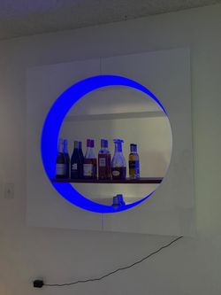 Bar Wall White color