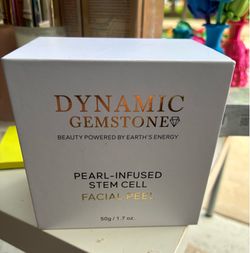 Dynamic Gemstone Pearl-Infused Stem Cell Facial Peel