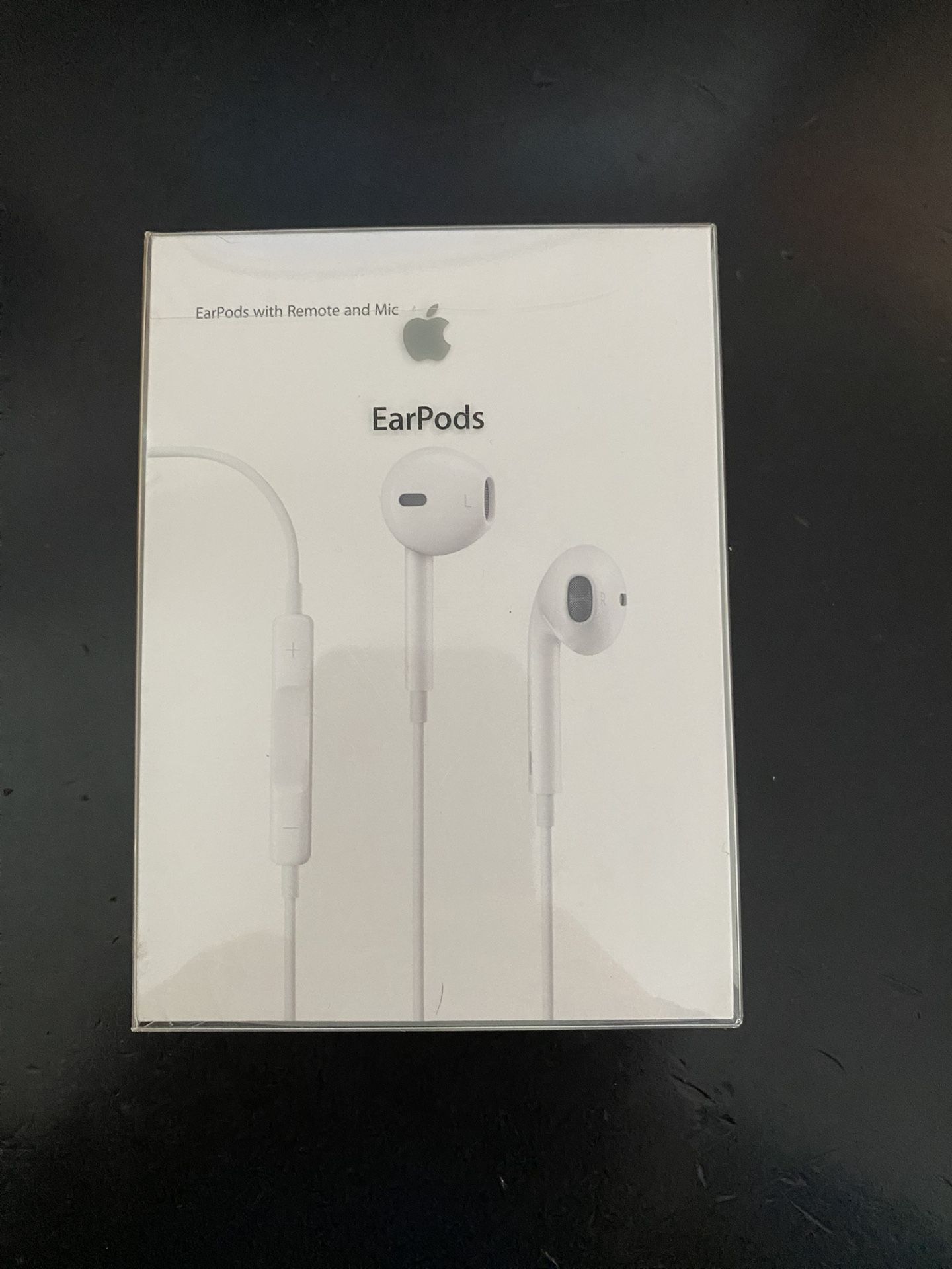 Apple Genuine EarPods (open box)