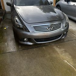 2012 Infiniti G37