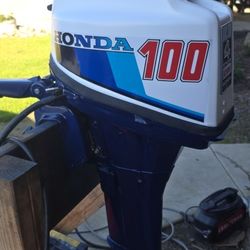 Honda BF100 (10HP) Outboard Motor