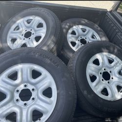 Yokohama Geolander X-CV 245/75/R18