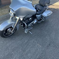 2010 Harley Davidson Street Glide Motorcycle