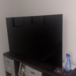 55’ ROKU TV