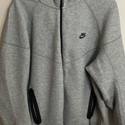 Nike Tech 2XL 