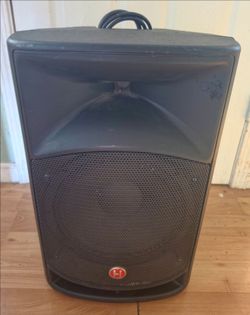 Harbinger VARI V2112 Powered Speaker