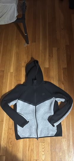 Nike tech