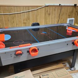 Air Hockey Table