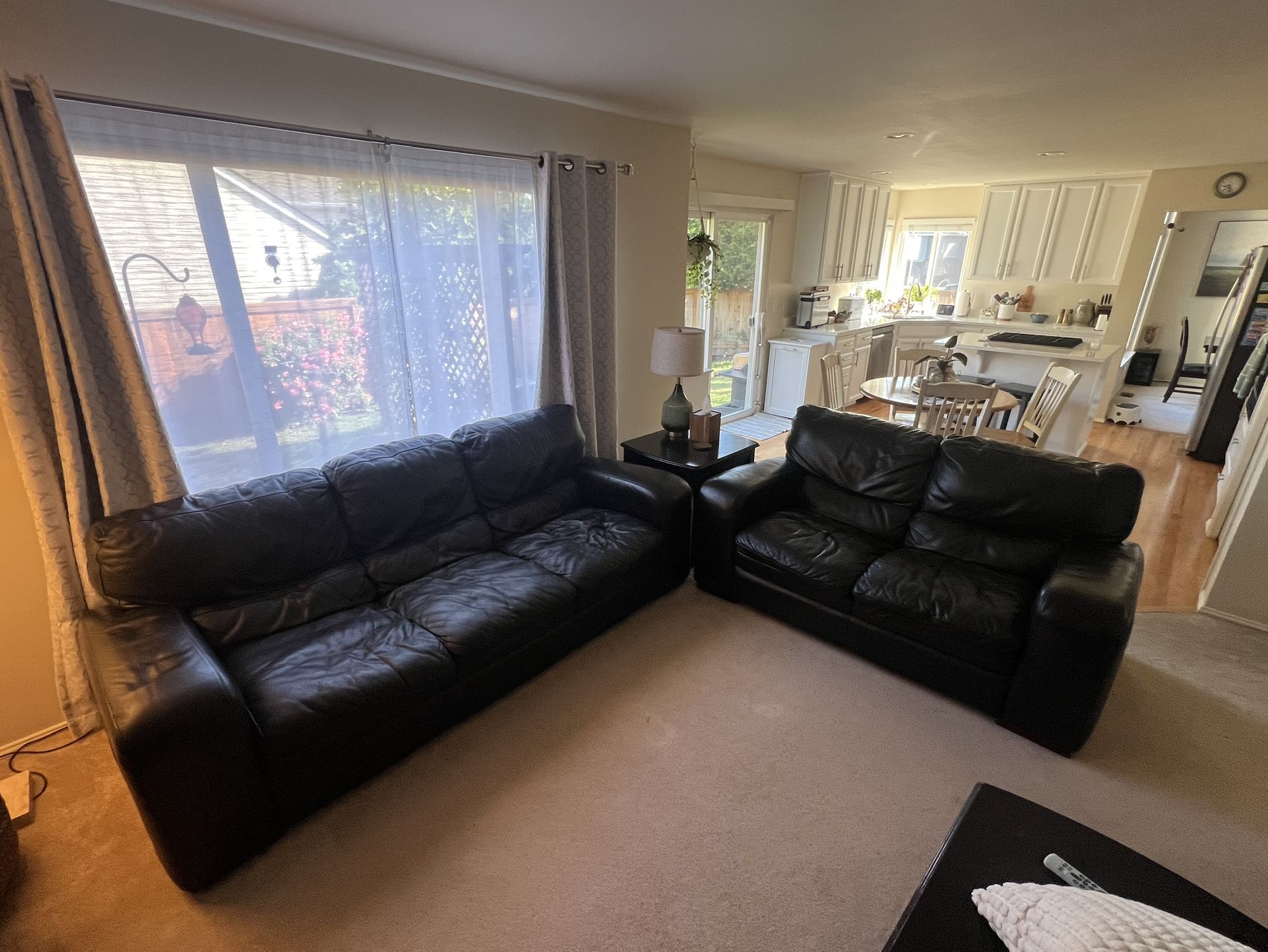 Black Leather Couch And Loveseat—genuine Leather