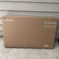 43” Samsung Smart TV