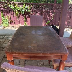 Dining table with extension Included