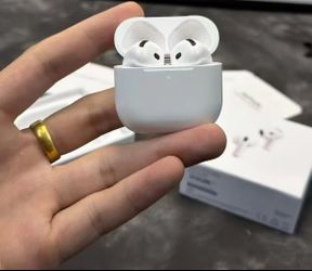 AirPods Generation 4