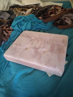 Foldable ottoman plus storage