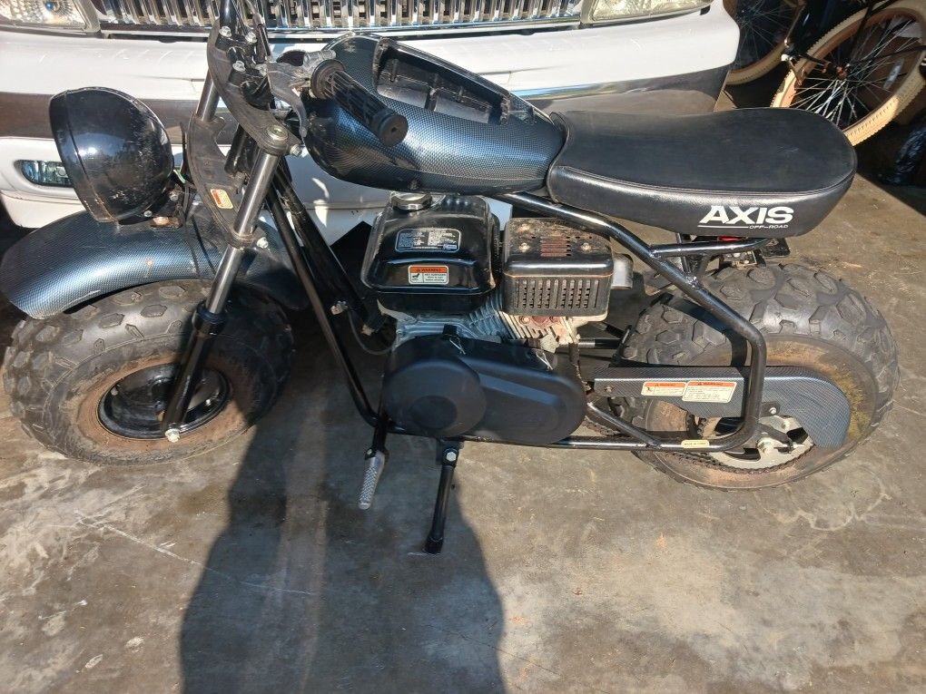 Mini dirt bike