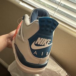 Air Jordan Military 4s