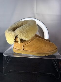 UGG Women's Size 8 Chestnut Suede Ankle Boots Cozy Shearling Cuff