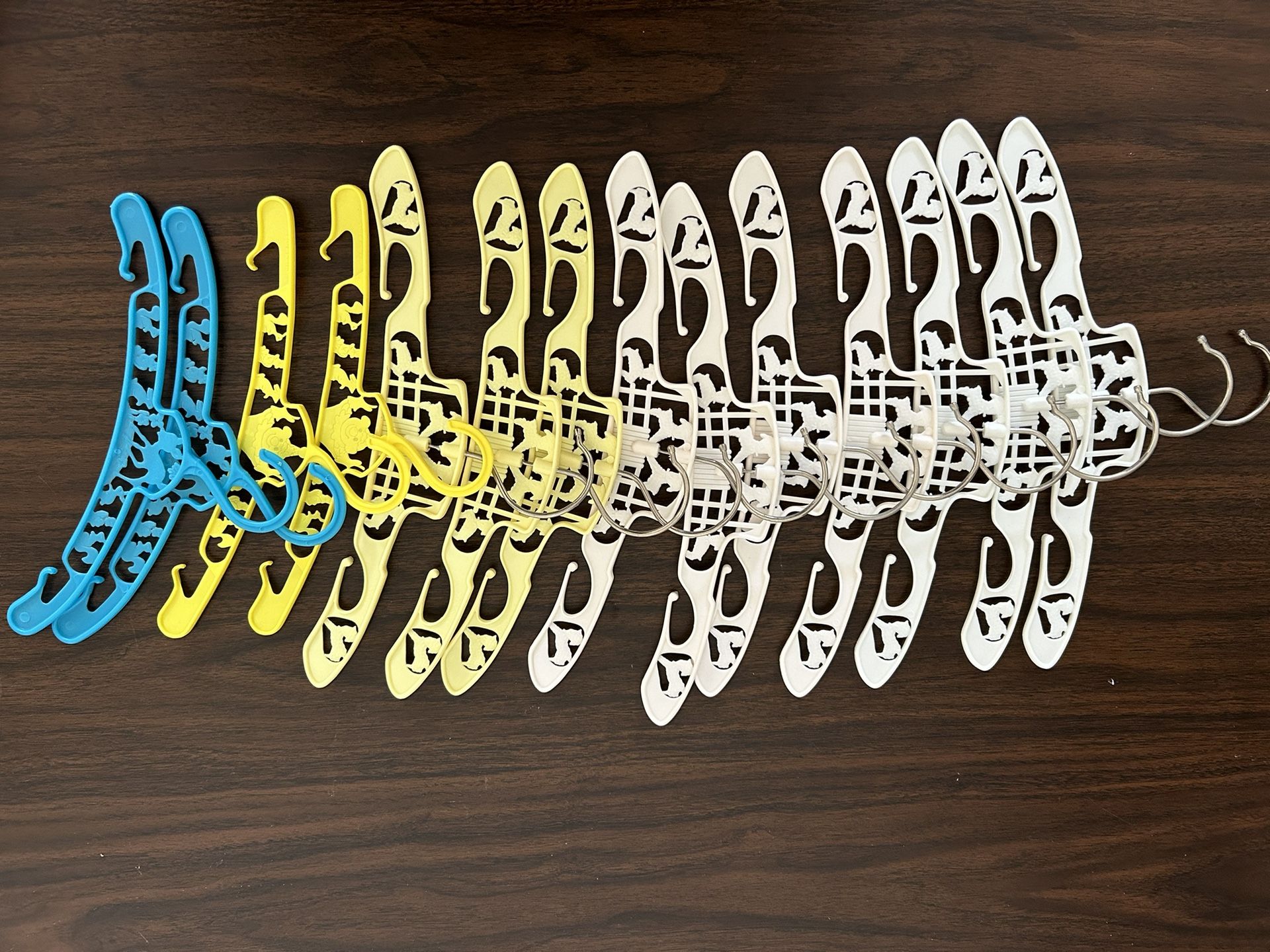 14 Vintage Plastic Baby Toddler, Clothes, Hangers, Lambs, Bambi Clown