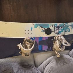 Girls Snowboard 