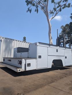 Dually Utility Box w/Installation