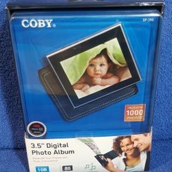 New Coby 3.4-Inch Portable Digital Photo Album with MP3 Player