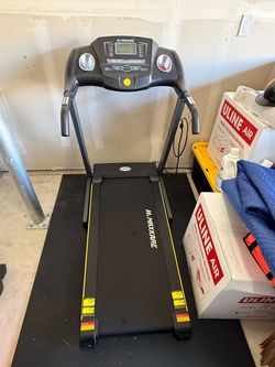 MaxKare Treadmill & Protective Floor mat included