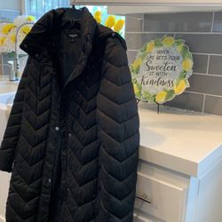 Kenneth Cole Puffer Coat Black Nearly New Size L