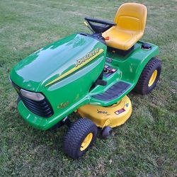 42" John Deere LT160 rider mower