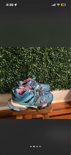 multicolor Balenciaga track runners size 38eu