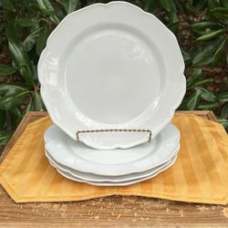 Crate&Barrel Scalloped Savannah Dinner Plates