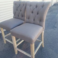 2 Bar Stools Excellent Condition 24" Light Green Or Grey