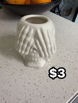 White Ceramic Skull pencil Holder