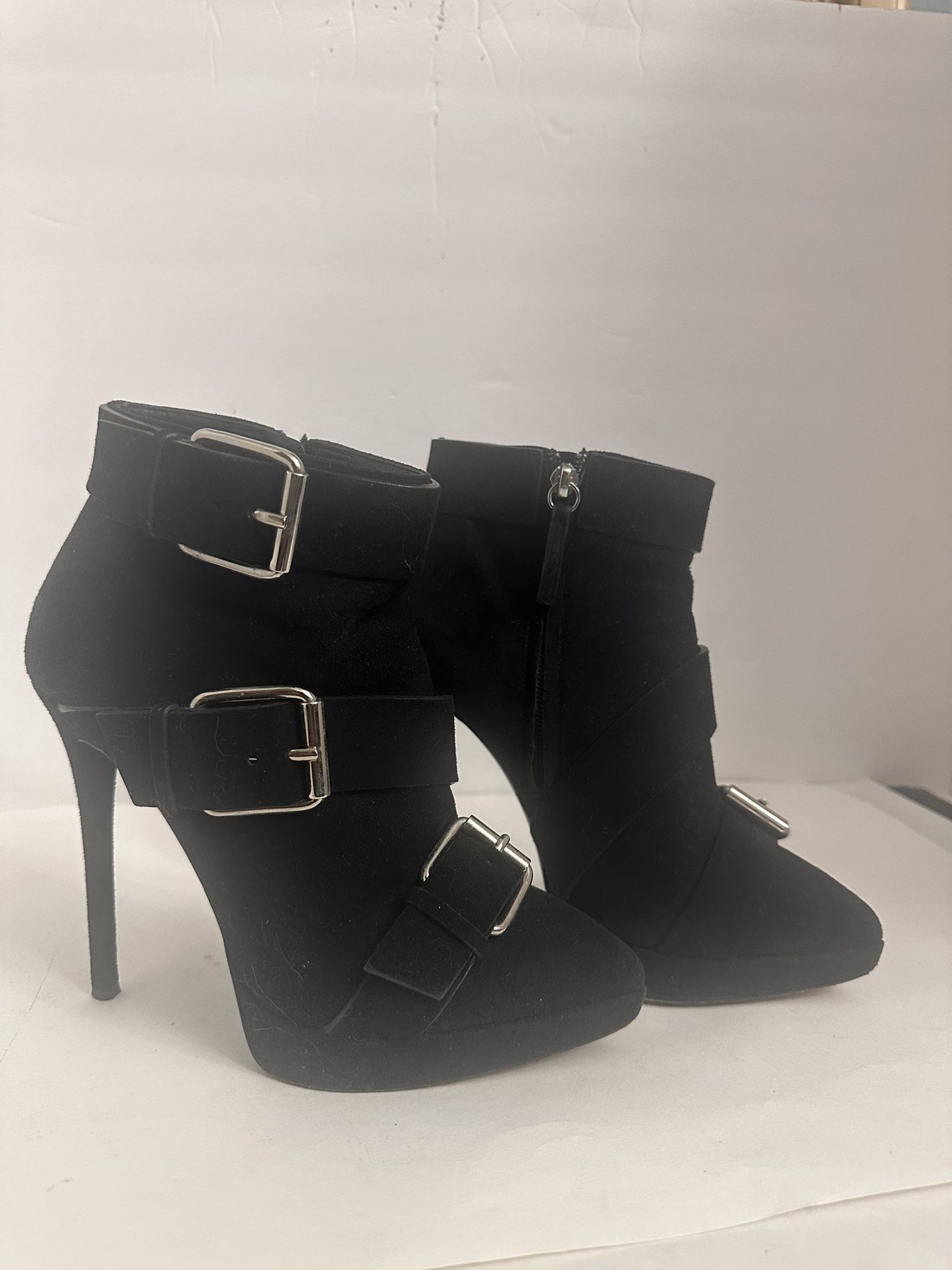 Giuseppe Zanotti Buckle Booties Black Suede Platform Ankle Boots Size 7 - 37.5