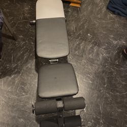 Weight bench 