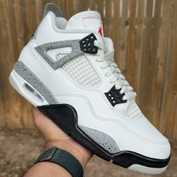 Air Jordan 4 Retro “White Cement” Sz 9ds