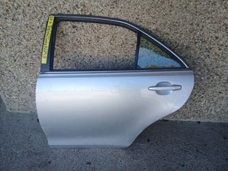 2007-11 Toyota Camry Left Back Door