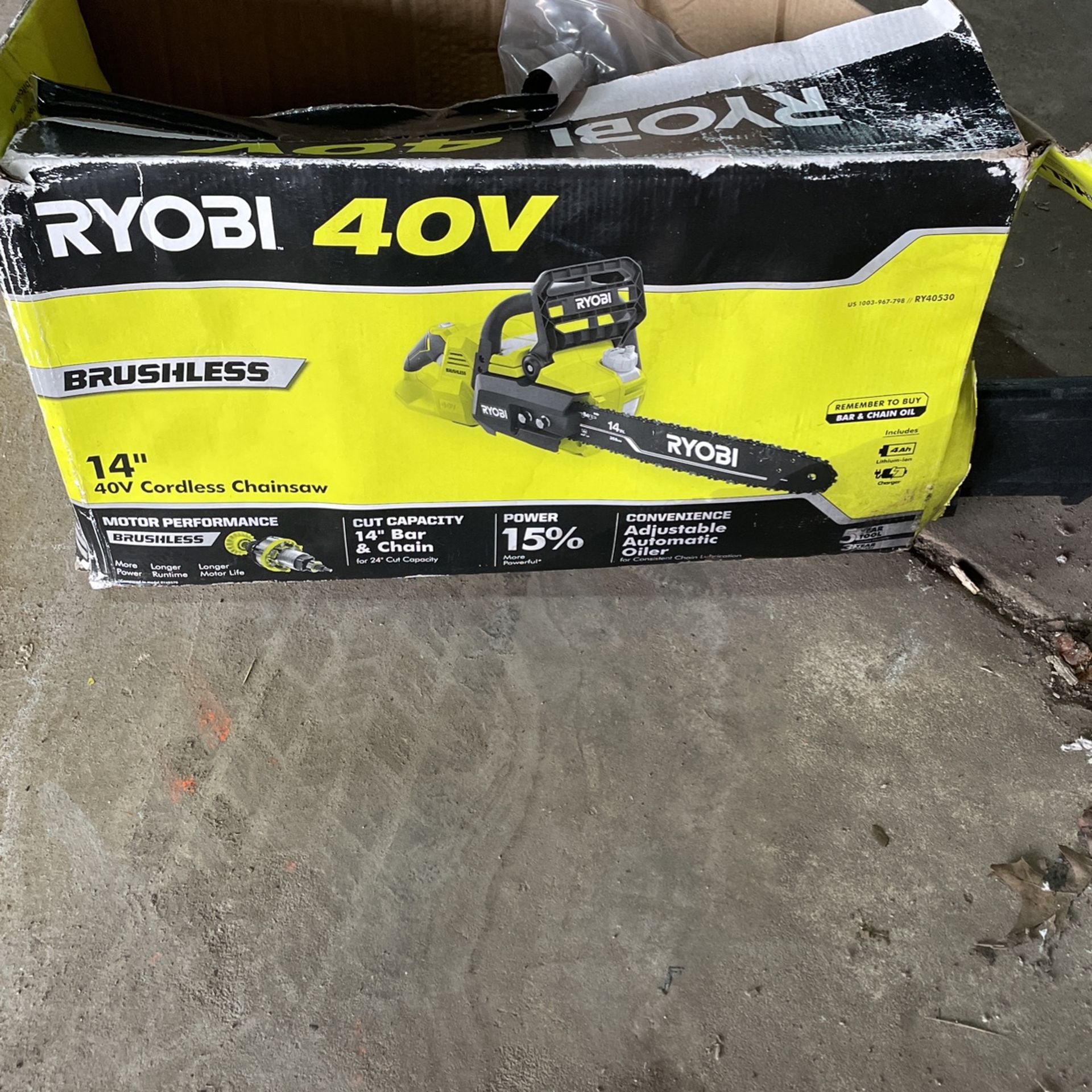 Battery Powered Chain Saw 