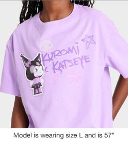 Kuromix Katseye Girls Tshirt size medium